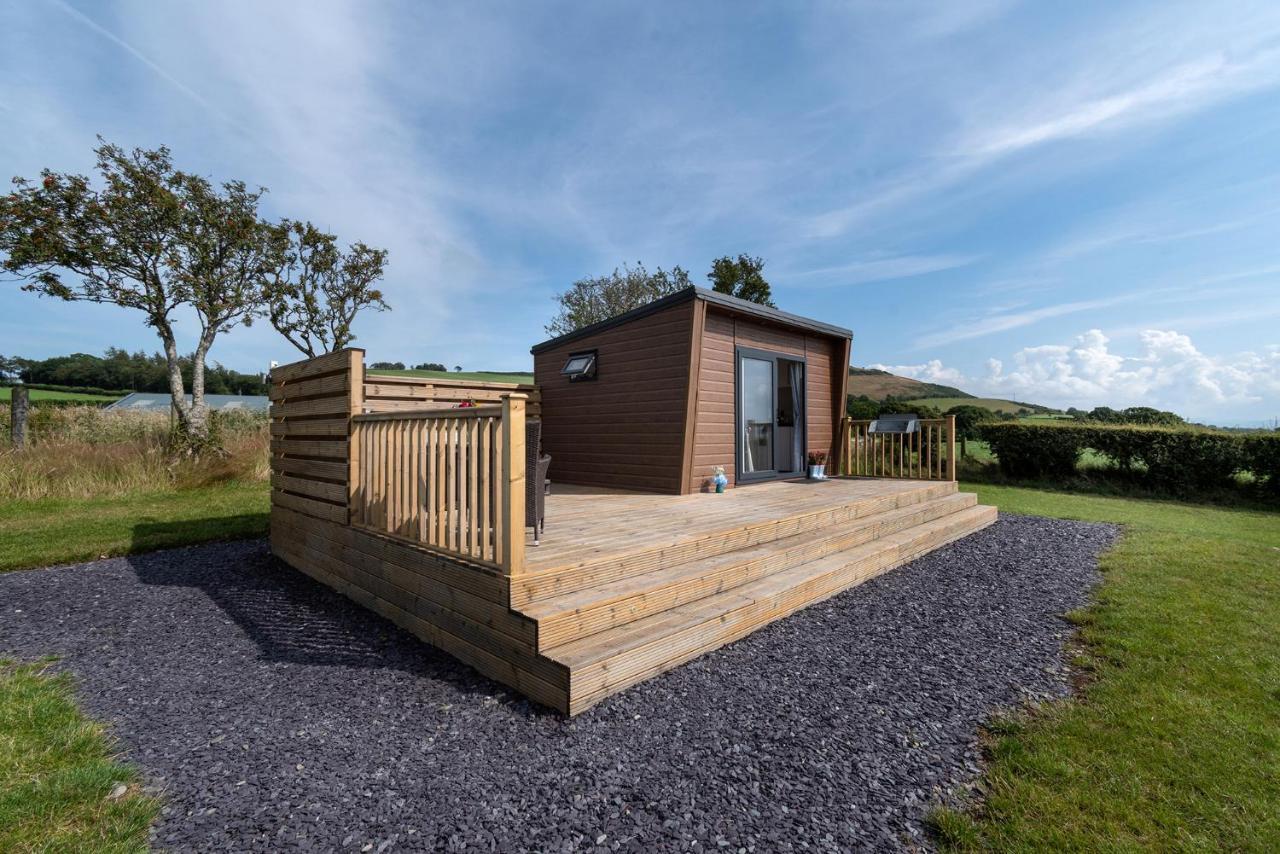 Waenfechan Glamping With Hot Tubs 科尔温湾 外观 照片