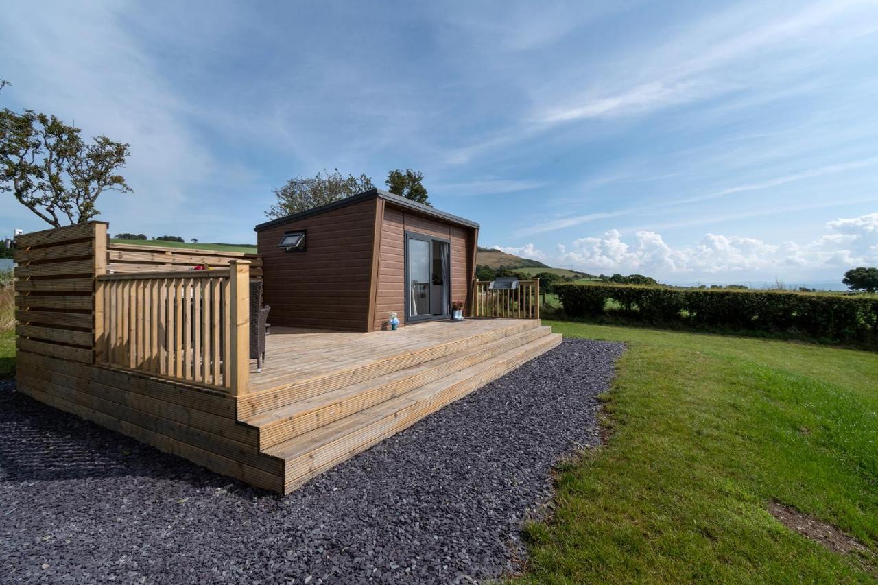 Waenfechan Glamping With Hot Tubs 科尔温湾 外观 照片
