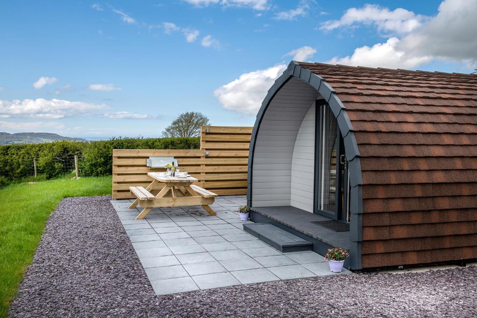 Waenfechan Glamping With Hot Tubs 科尔温湾 外观 照片