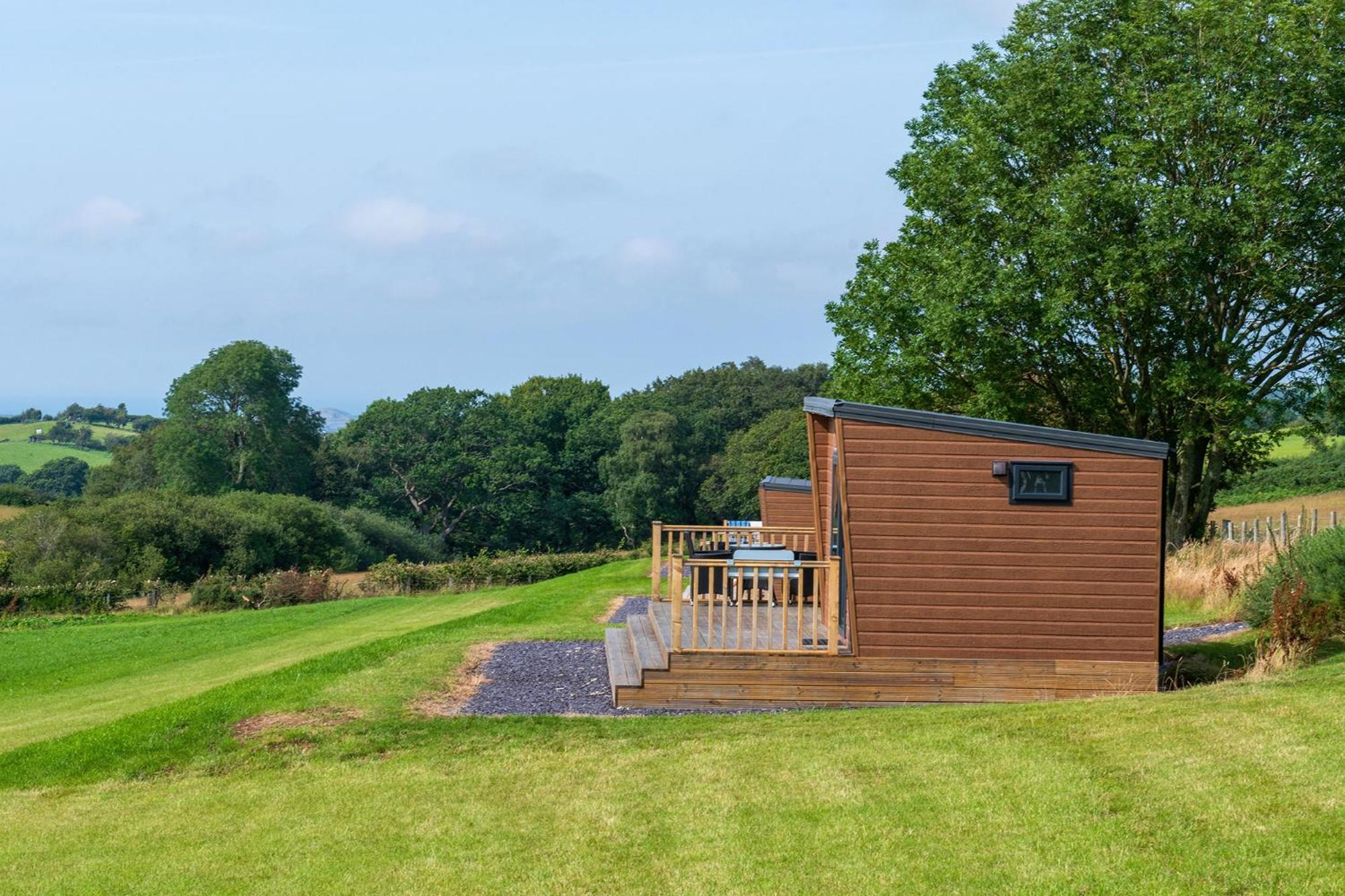 Waenfechan Glamping With Hot Tubs 科尔温湾 外观 照片